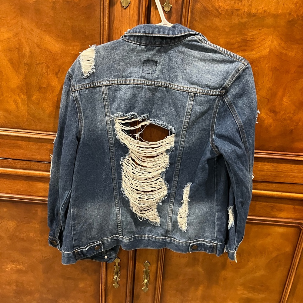 Distressed denim jacket - Picture 3 of 3